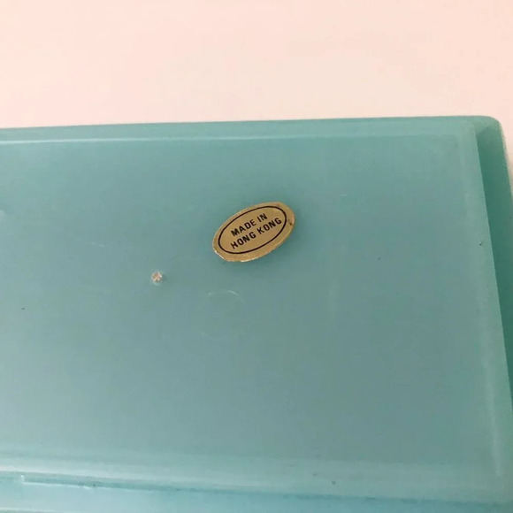 Vintage Trinket Box Blue Plastic Hong Kong Hinged Floral Case Flaws - Picture 15 of 16